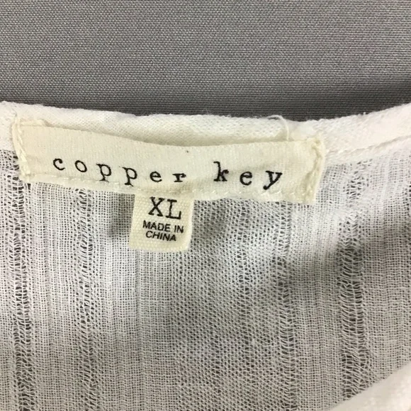 Copper Key Cream Embroidered Blouse - Picture 6 of 13